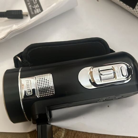 DVC FULL HD NIGHT VISION DIGITAL VIDEO CAMERA - Picture 6 of 15